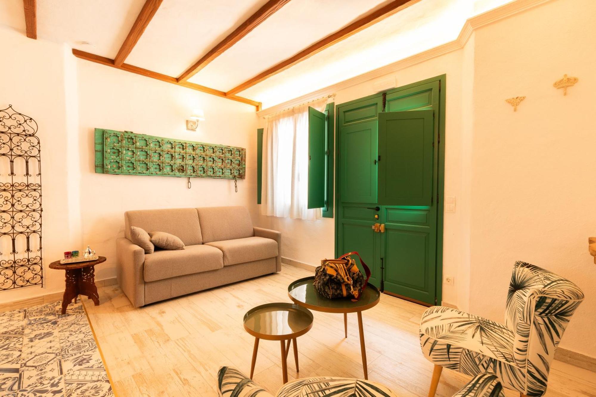 Casa Esmeralda - Luxury Boutique Apartments Old Town Estepona Buitenkant foto