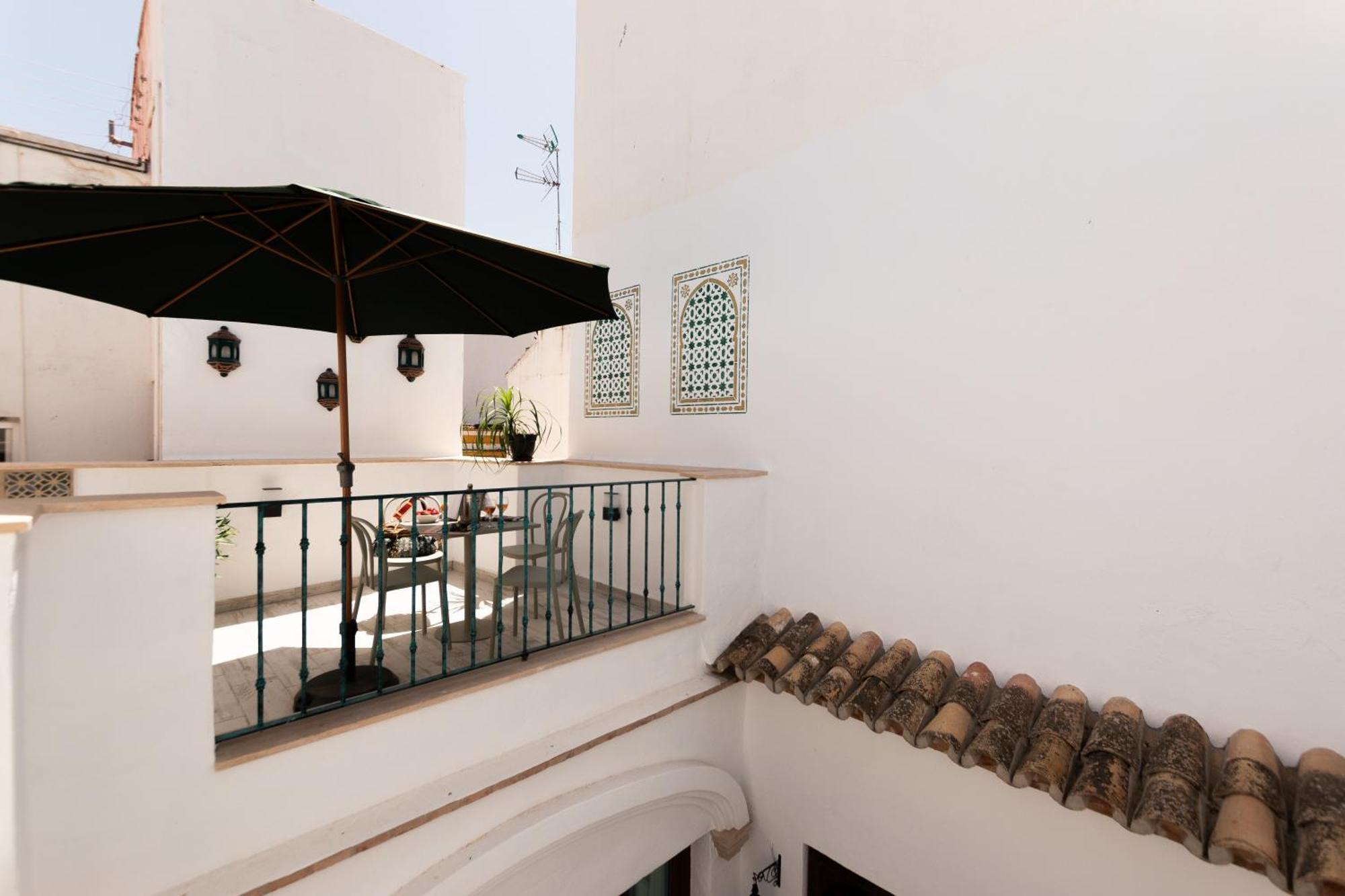 Casa Esmeralda - Luxury Boutique Apartments Old Town Estepona Buitenkant foto