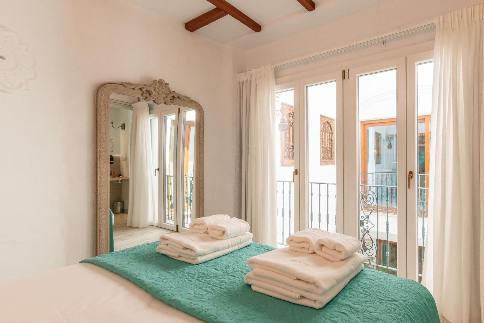 Casa Esmeralda - Luxury Boutique Apartments Old Town Estepona Buitenkant foto