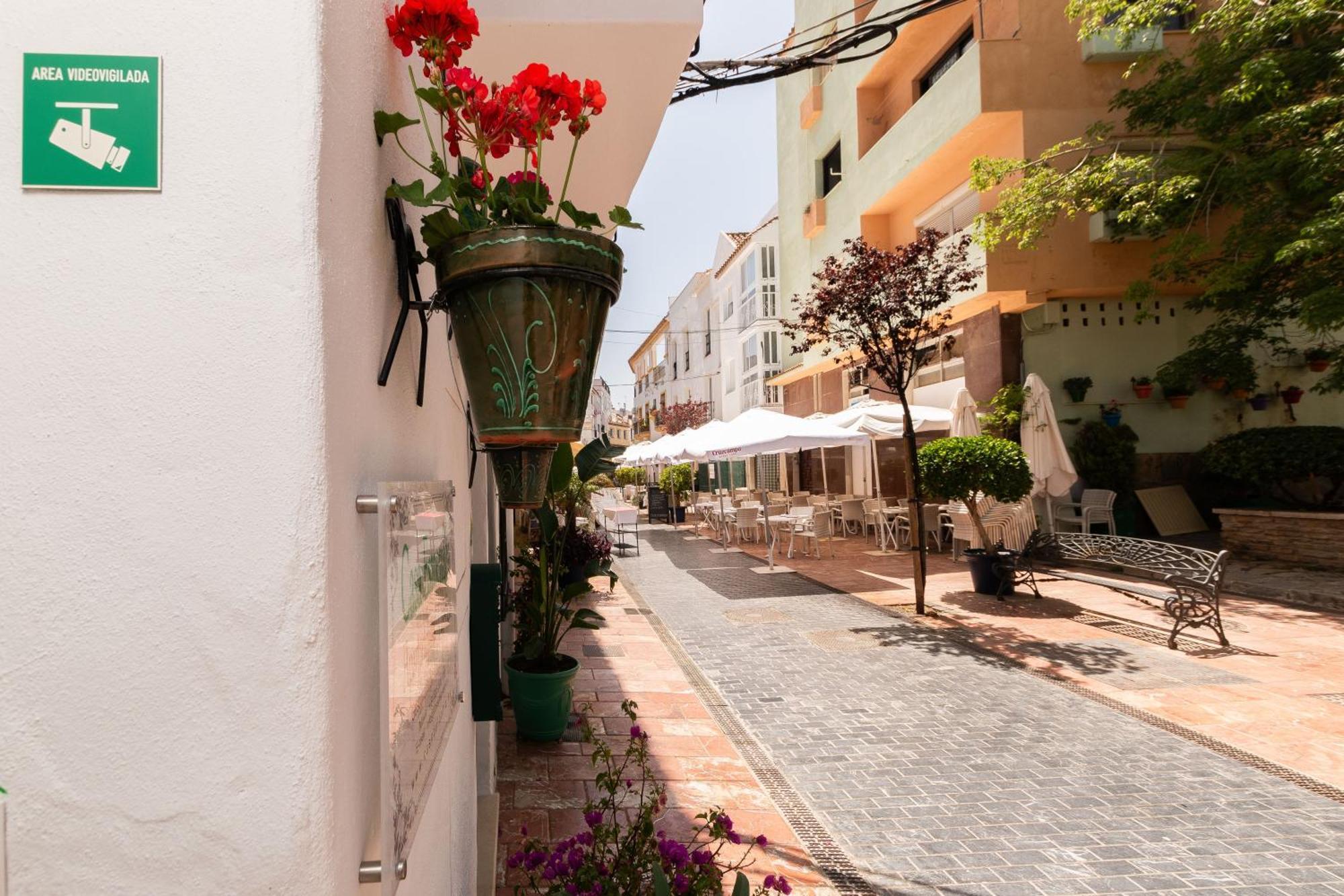 Casa Esmeralda - Luxury Boutique Apartments Old Town Estepona Buitenkant foto