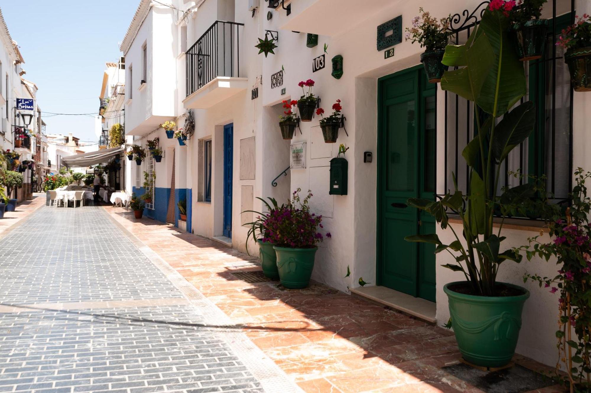 Casa Esmeralda - Luxury Boutique Apartments Old Town Estepona Buitenkant foto